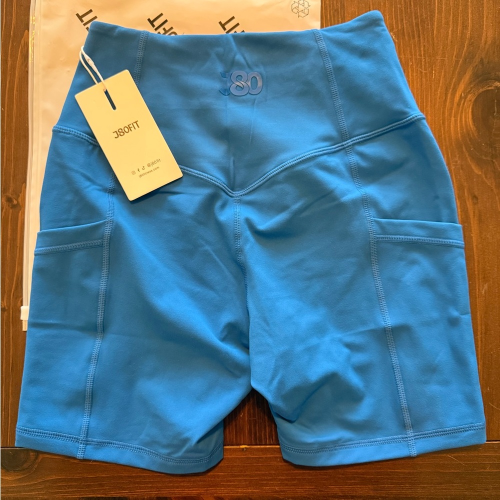 J80 Fit Dynamic Core Shorts - Picture 2 of 3